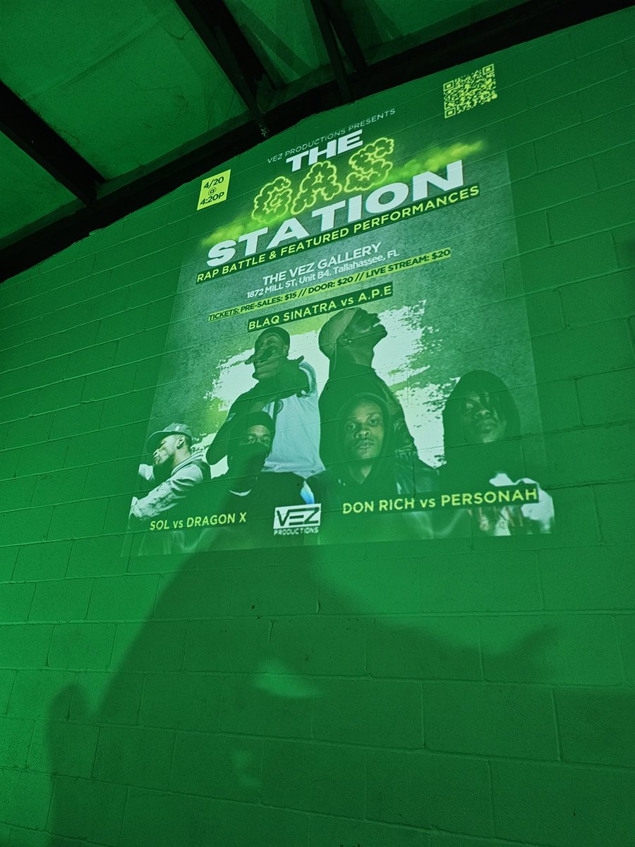 TheReal_DragonX's tweet photo. DragonX Vs. Sol faceoff bout to down and this setting is super sick my God
🙏🏿☯️🙏🏿 #VezProductions #TheGasStation #FourTwenty #420 https://t.co/hgA48wQIE0