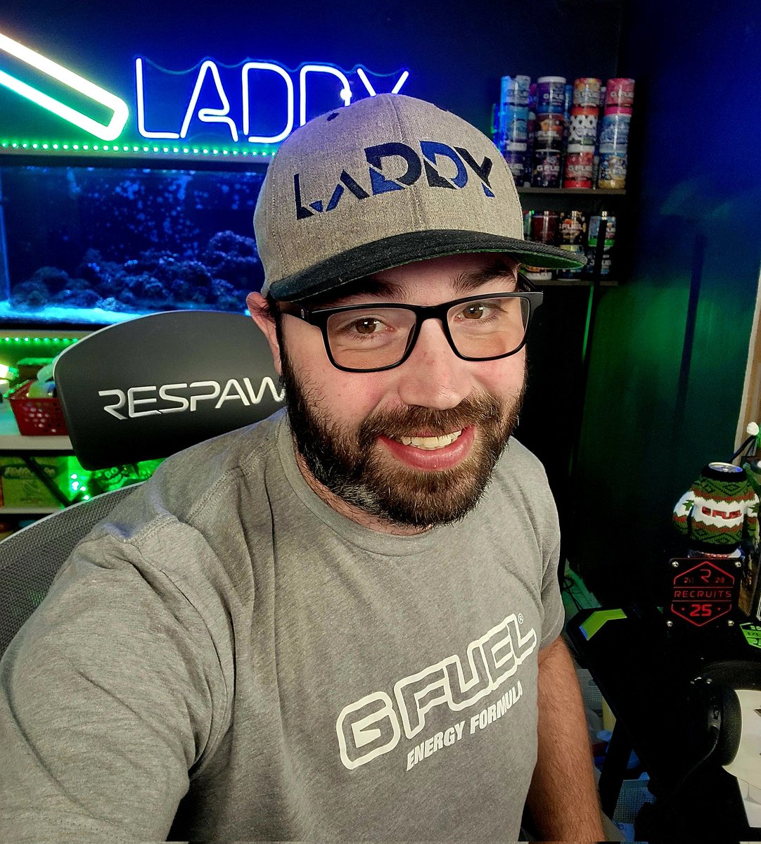 LaDDyTTV's tweet photo. Live 🔴 with MORE @FortniteGame
I am loving this season so far! Are you? Come tell me your favorite weapon or part of this season!
https://t.co/UyC86xtkK0
#EpicPartner #RESPAWNPartner #GAPartner #GFUEL https://t.co/YYRfGEbNQv