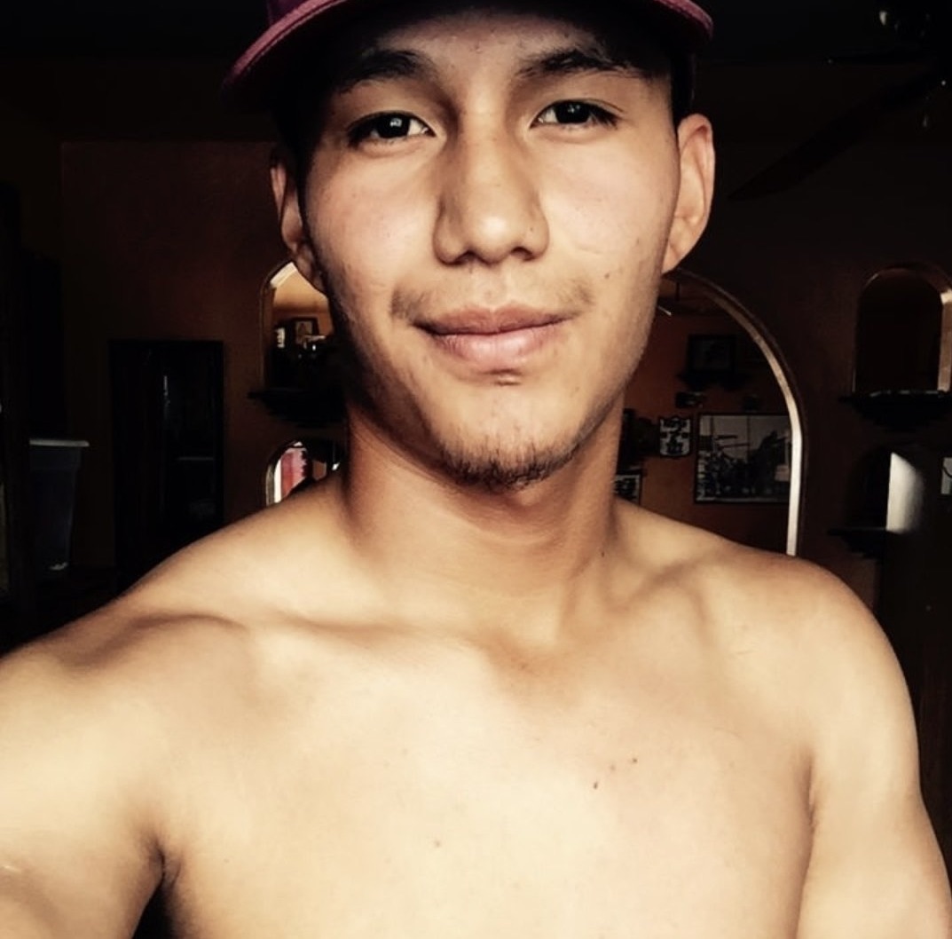 HotGuys422's tweet photo. Do you find him attractive?     
Rate him⬇️ https://t.co/QNircIwIMi