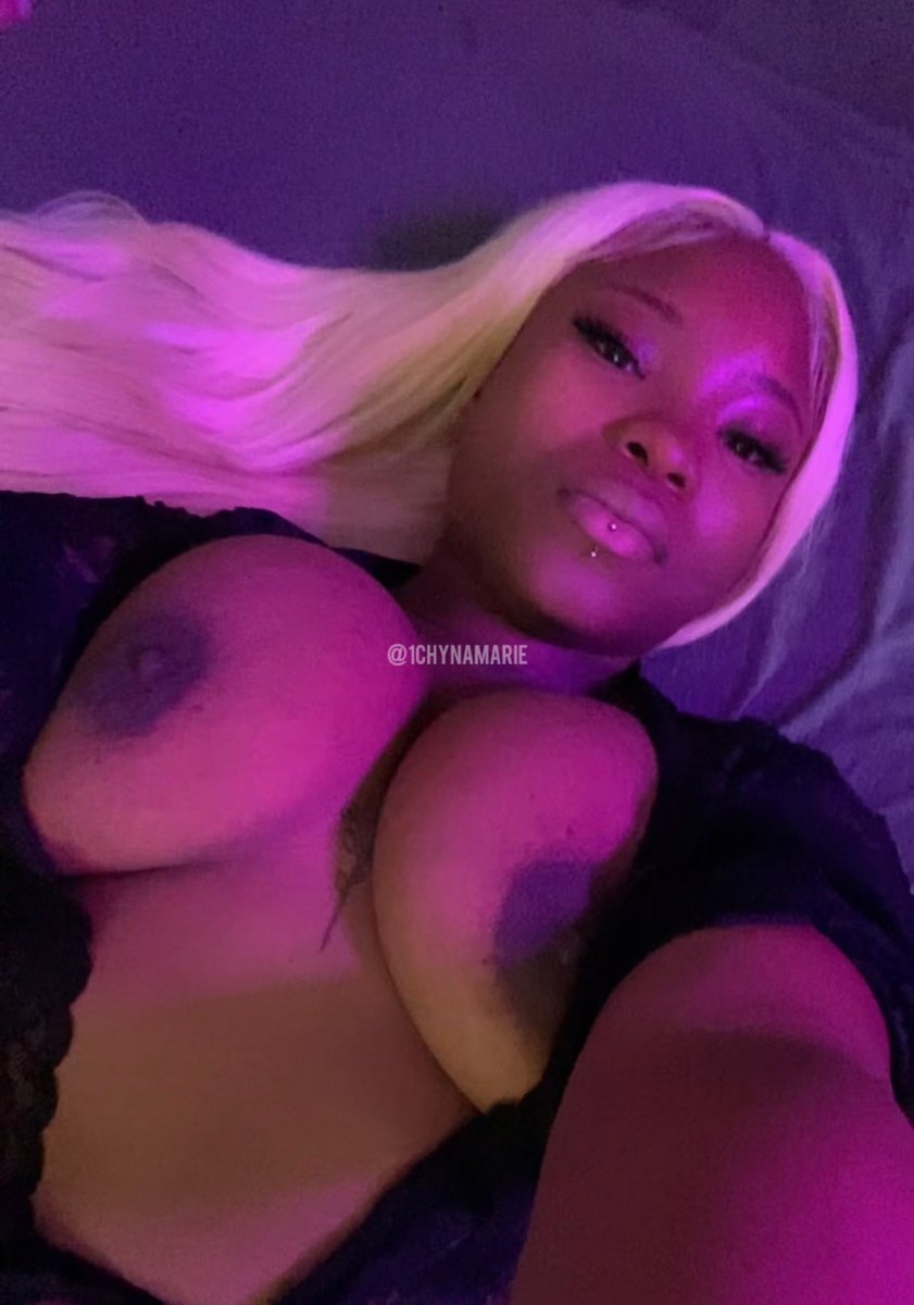 1chynamarie's tweet photo. Nut on my titties 😍 https://t.co/3qpbfCWJZo