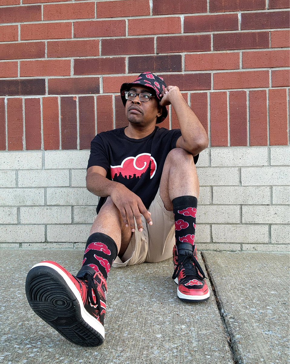 kingdrell's tweet photo. If you're going to be in the Akatsuki, then you have to look the part. You can find these shoes at @gearanime along with other amazing items. #NarutoShippuden 
https://t.co/94kXULvRQM https://t.co/1GXi2lPQ78
