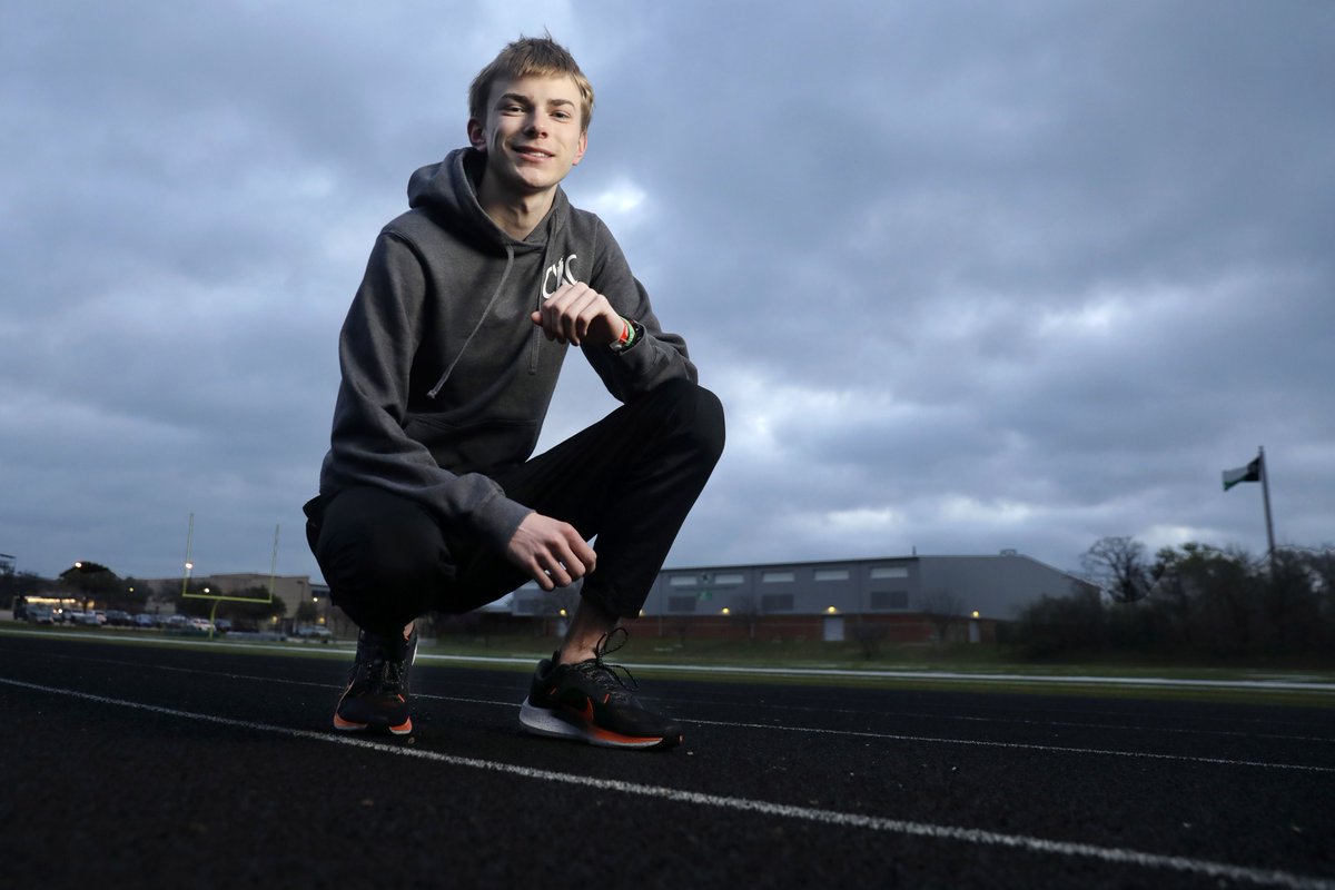 Southlake Carroll sophomore Caden Leonard flashes the potential to run a sub-4:00 mile. 
Former Carroll star Reed Brown, the only Texan to ever do that in high school, thinks Leonard has a great shot.

Read: dallasnews.com/high-school-sp…

<a href="/tandfn/">Track & Field News</a> <a href="/Carrollisd/">Carroll ISD</a> <a href="/DyeStat/">DyeStat</a> <a href="/TXMileSplit/">Texas MileSplit</a>