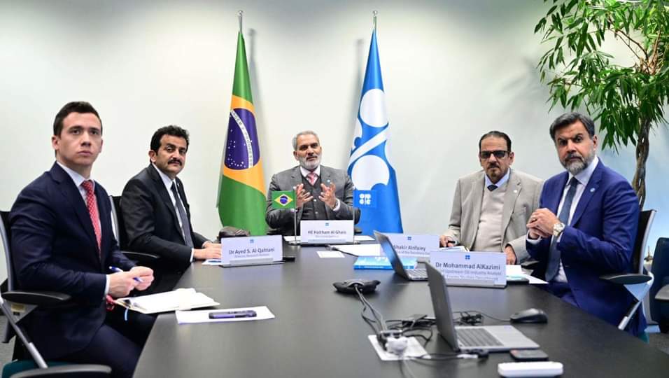 A kick-off meeting was held today between the #OPEC Secretariat and the Brazilian Petroleum and Gas Institute (IBP). The videoconference was co-chaired by HE #HaithamAlGhais, Secretary General of OPEC, and Roberto Ardenghy, President of the IBP.
#Brazilian
