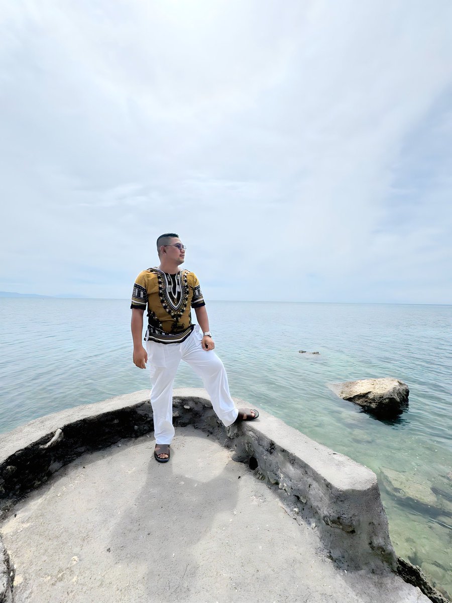 AngkolBungot's tweet photo. Seas the day 🌊 https://t.co/55zOuvPVrp