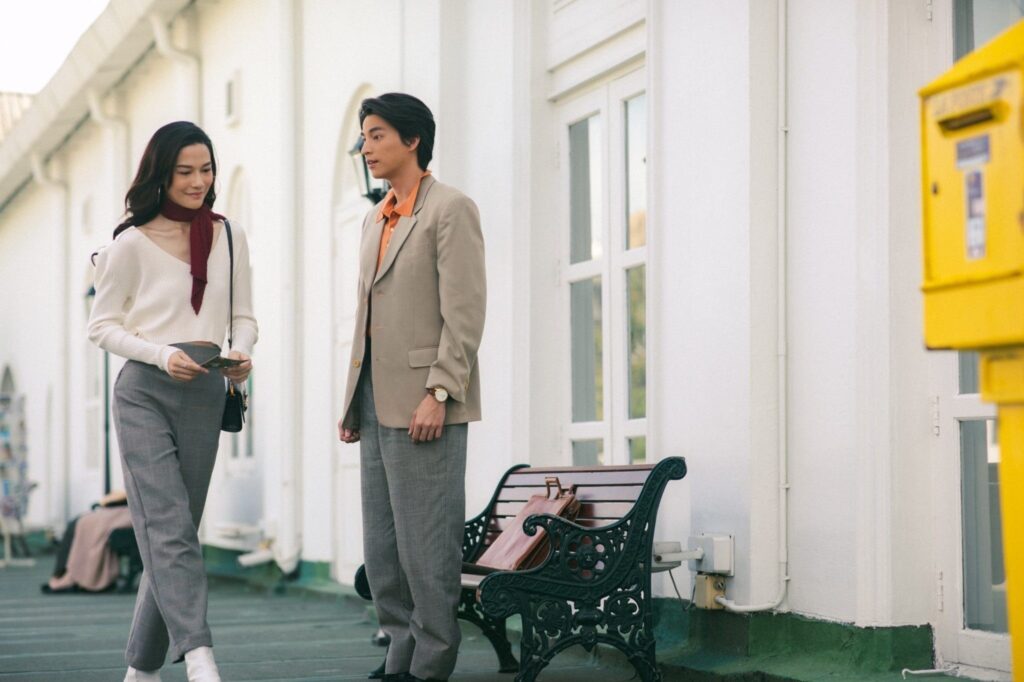 Gina:“Laorchan has no connection with the Dhevaprom family,but there will be a connection after completing some mission.Everyone will solve the mystery together.”

#ดวงใจเทวพรหม #ลออจันทร์
#GulfKanawut #yeenasalas