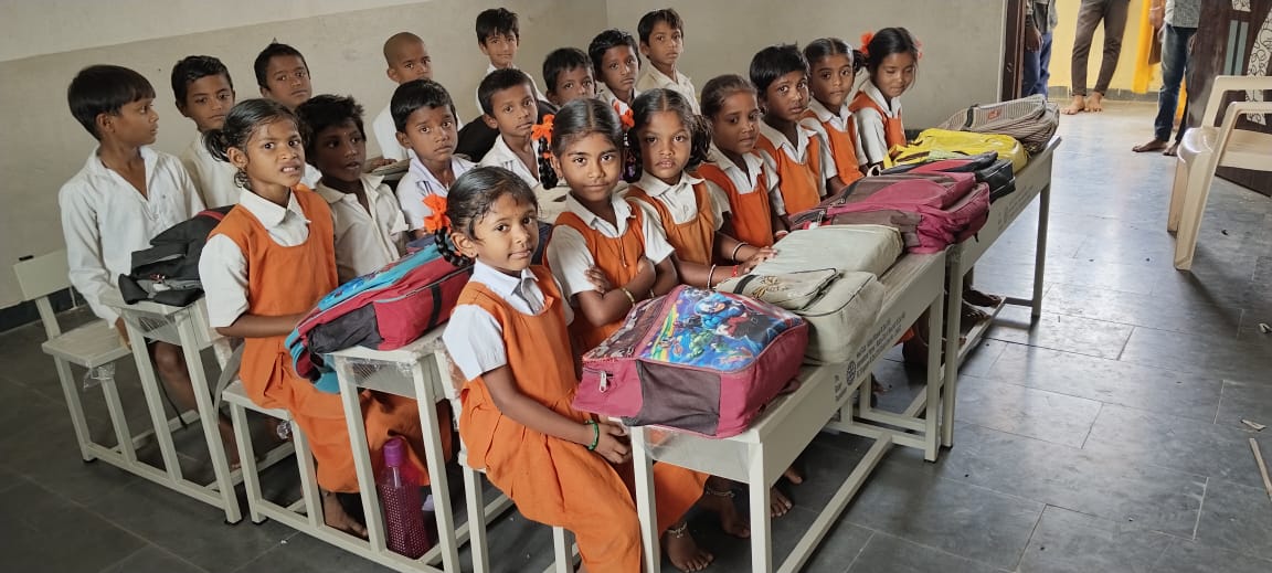 The Rotary Club has generously contributed school benches to #SevaBharathi Keshava Shishu Mandir - Kollampally. 🎉 Big thanks to Rotary for supporting education and making a positive impact in our community! #EducationForAll #CommunitySupport #RotaryClub