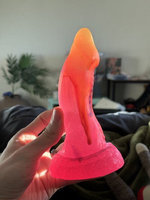 @bad_dragon y&rsquo;all got me fucked up with that last drop 😍 Sunlight vs Funlight https://t.co/EzispL9JX<a class="tags" href="/tag/bad_dragon">@bad_dragon</a>