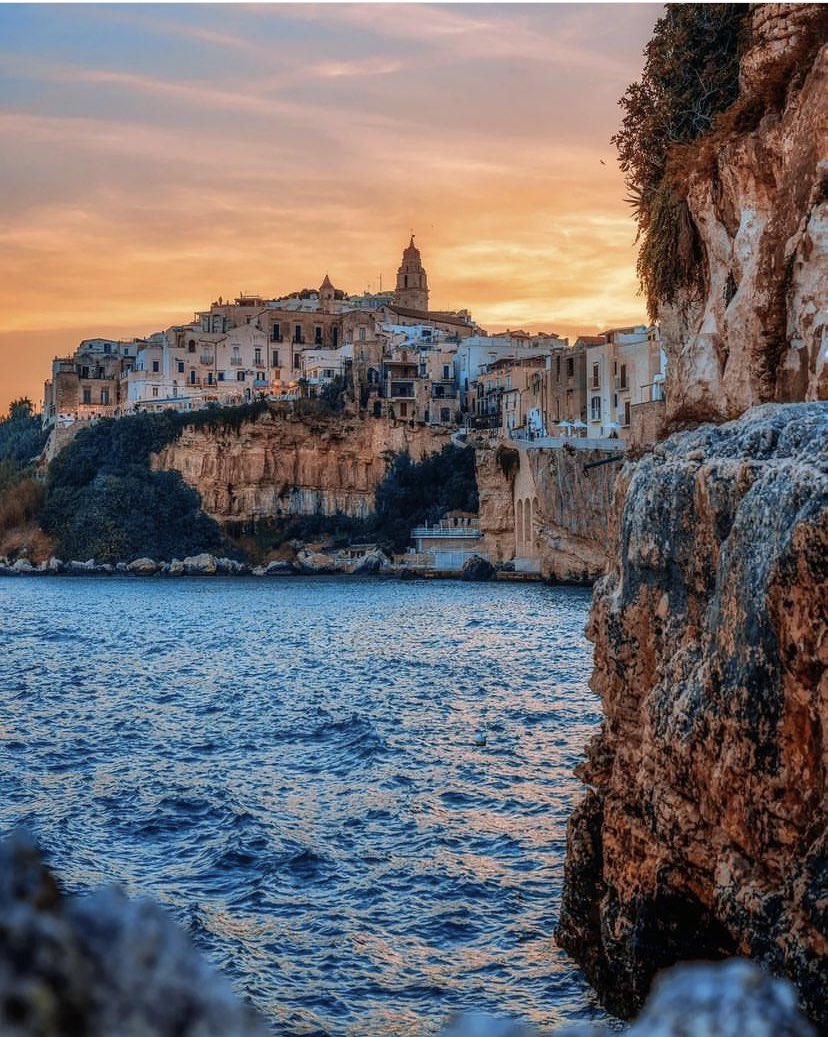 garganolab2_0's tweet image. 📗 Cartolina dal #Gargano 📍 #Vieste   📌 📸 markus.travel.pics