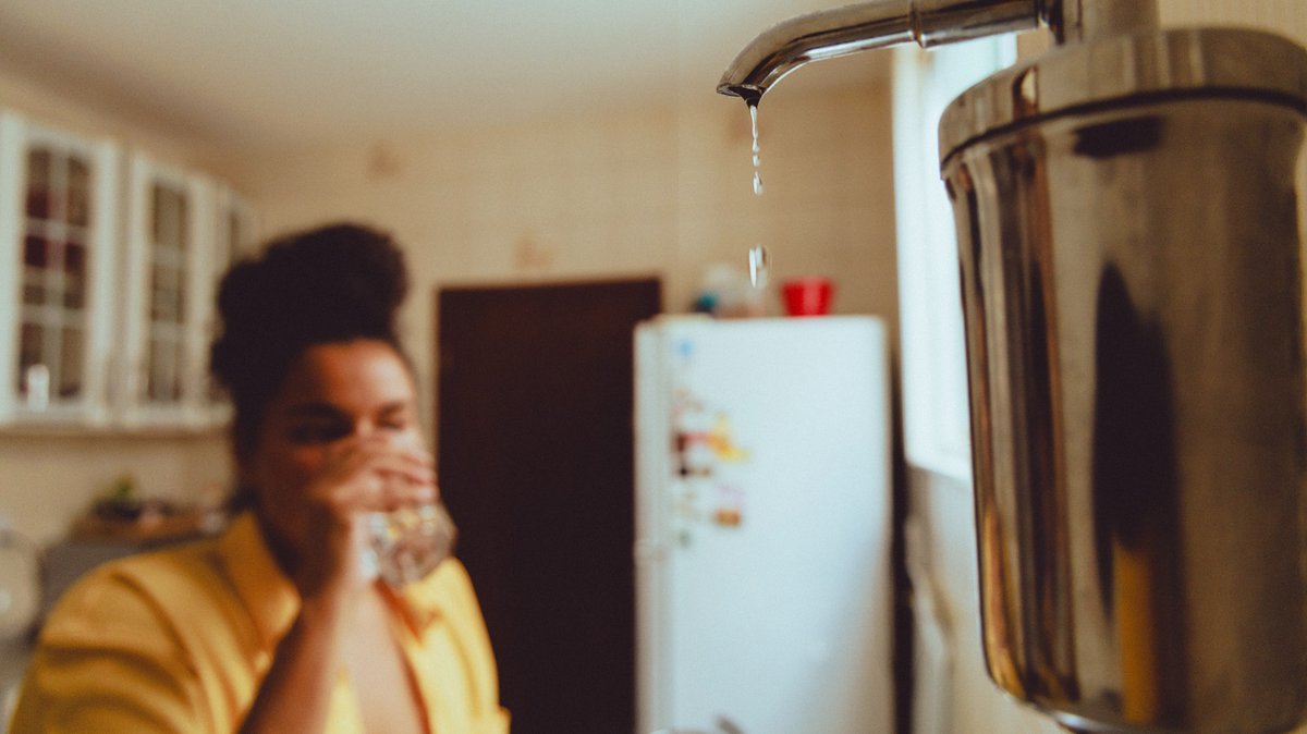 meu amor me ajudando no trabalhinho do curso 😍❤️👉👈