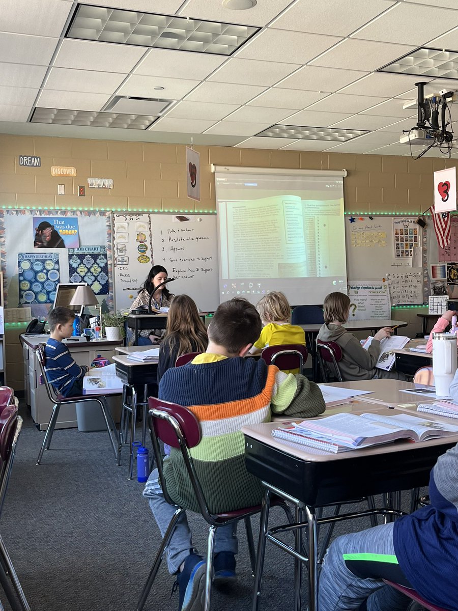 Sara Consdorf tweet media