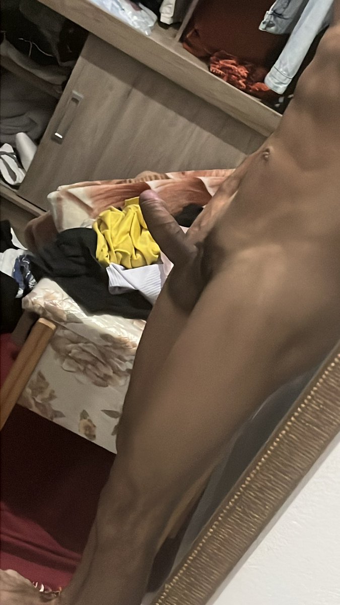 Curte magrinho pauzudo?

Packs na dm🔥