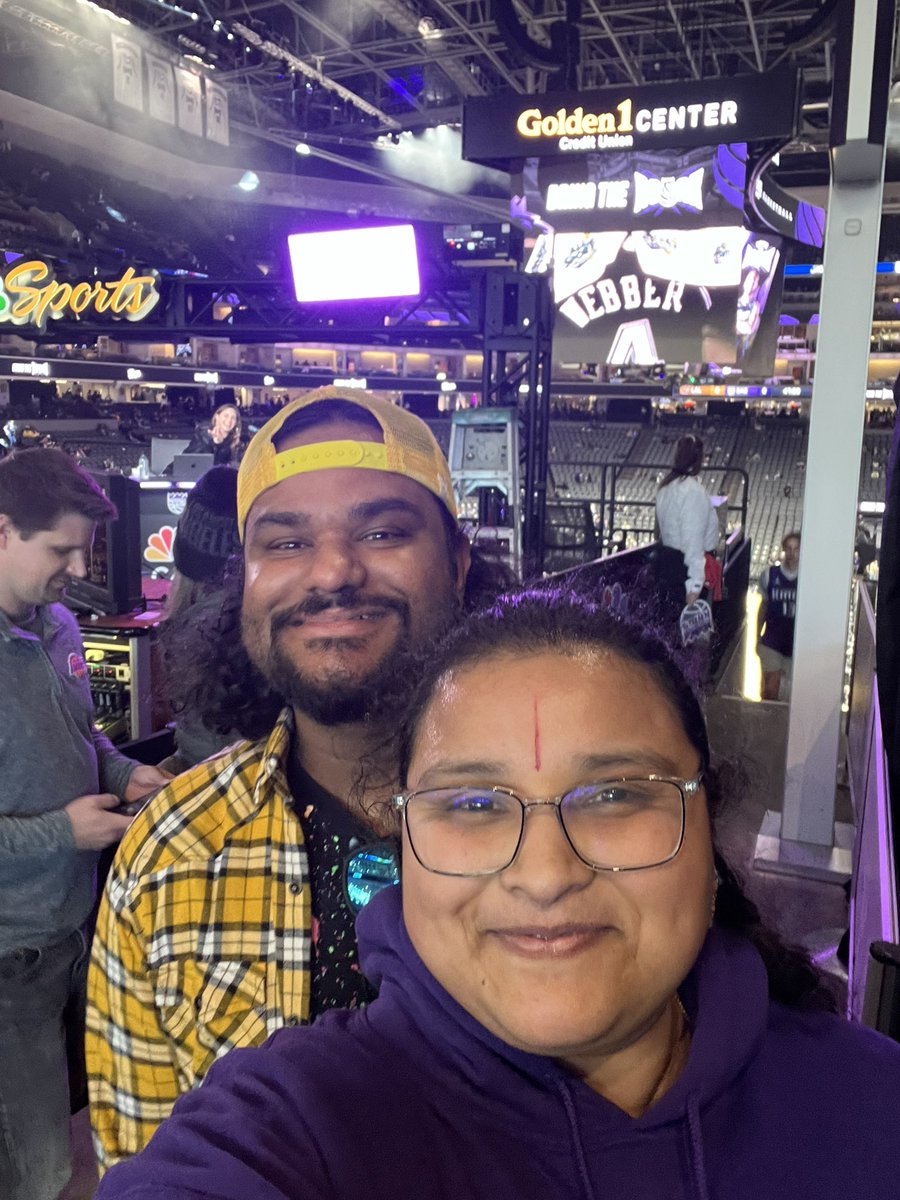 devakikal's tweet photo. Let’s goooooooooo!!!!! #LightTheBeam https://t.co/vOI2Yb3yPI