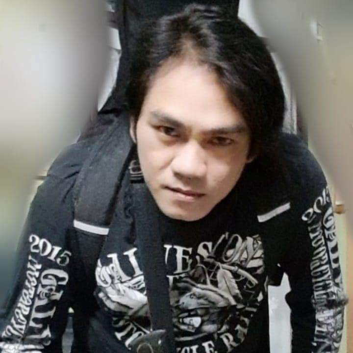 guitarmarn's tweet photo. วันสุดท้าย ที่ใจจะจำว่าเคยรักใคร
รักที่ผ่านมาก็แค่นิยาย ไม่มีความหมาย 
ก็แค่ฝันร้ายทรมาน https://t.co/yGzUIQMNMe