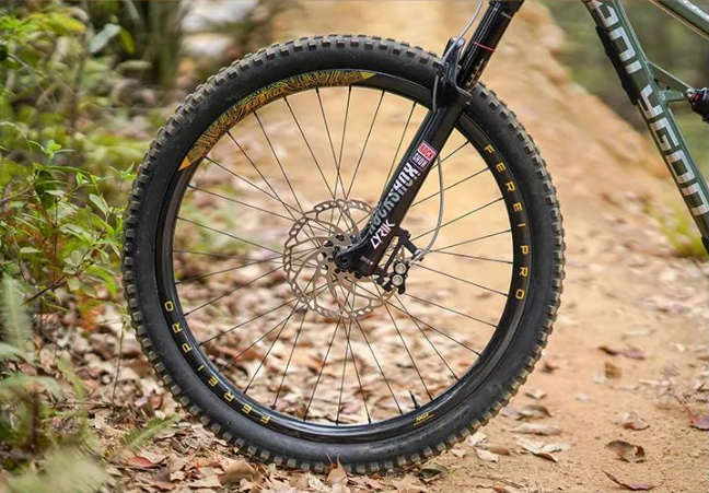 Lighter. Stronger. Faster. FEREI PRO: Carbon fiber AM mountain bike wheelset for peak performance. #bicycleparts #riding #cycling #wheelset #bicyclehub #Ferei #cyclist