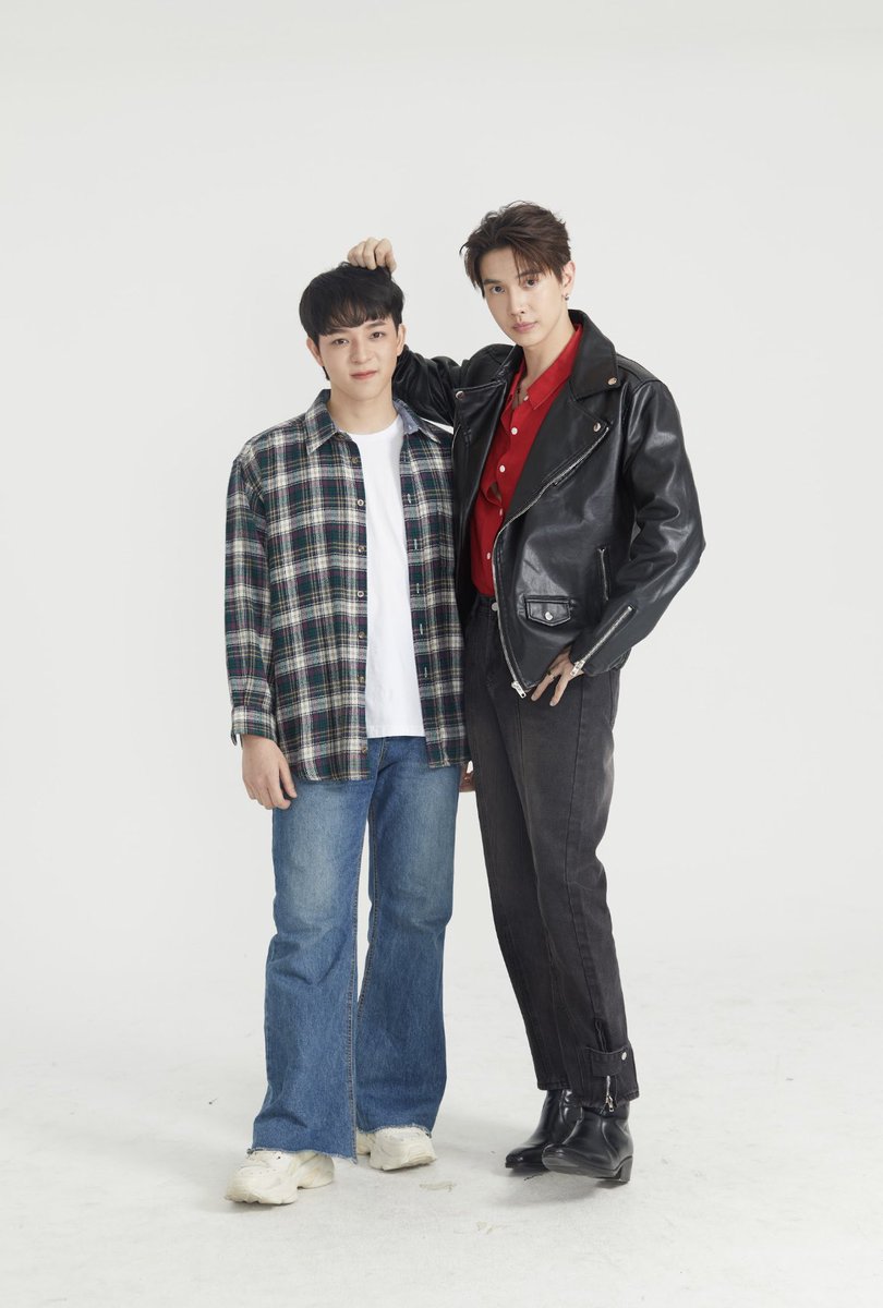 FourEverProject's tweet image. รูปนี้อ่อนโยนมาก เค้าลูบหัวกันอย่างอบอุ่น🥹🥹 

#4EverYouxNESW