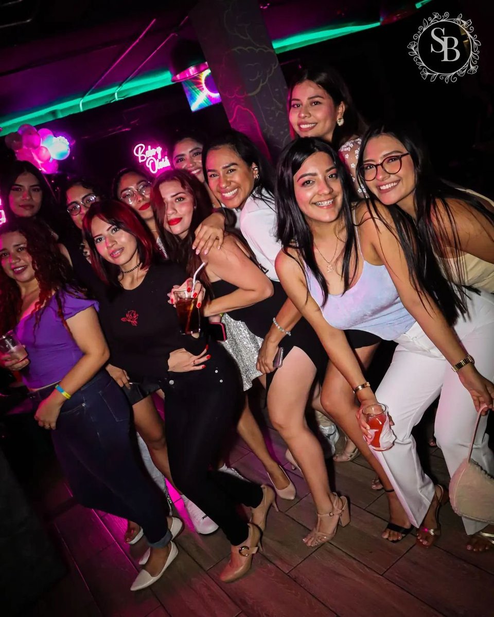 Deseas celebrar tu cumpleaños?🎂 
Reuniones, Grupos O eventos 🎉🎉
SB Santa Birra DISCOTECA💋🍸 
el mejor Open Bar de #Urdesa 
Info || Promos || Descuentos: 
#RESERVACIONES 0997555288
Elias Muñoz #SantaBirra💃