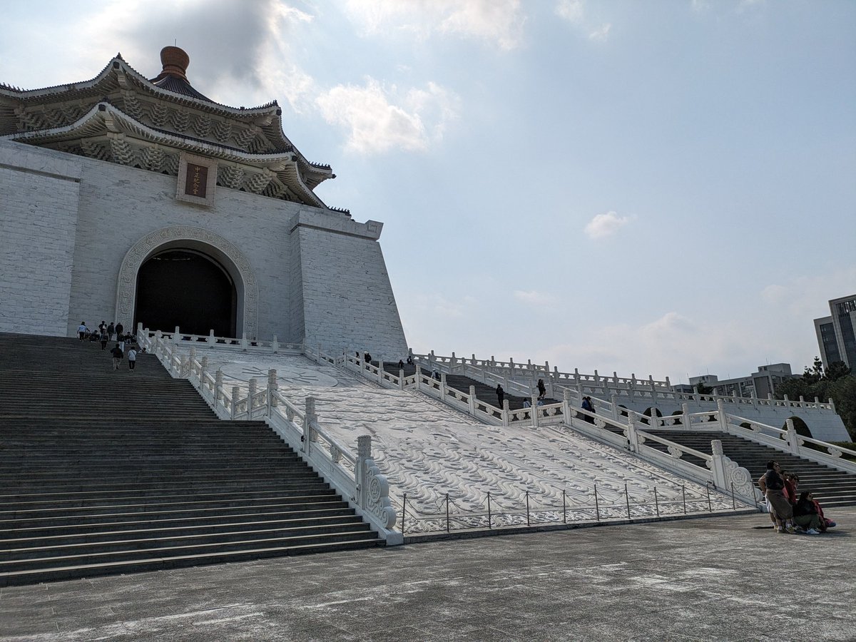 你好！台湾に来ています！