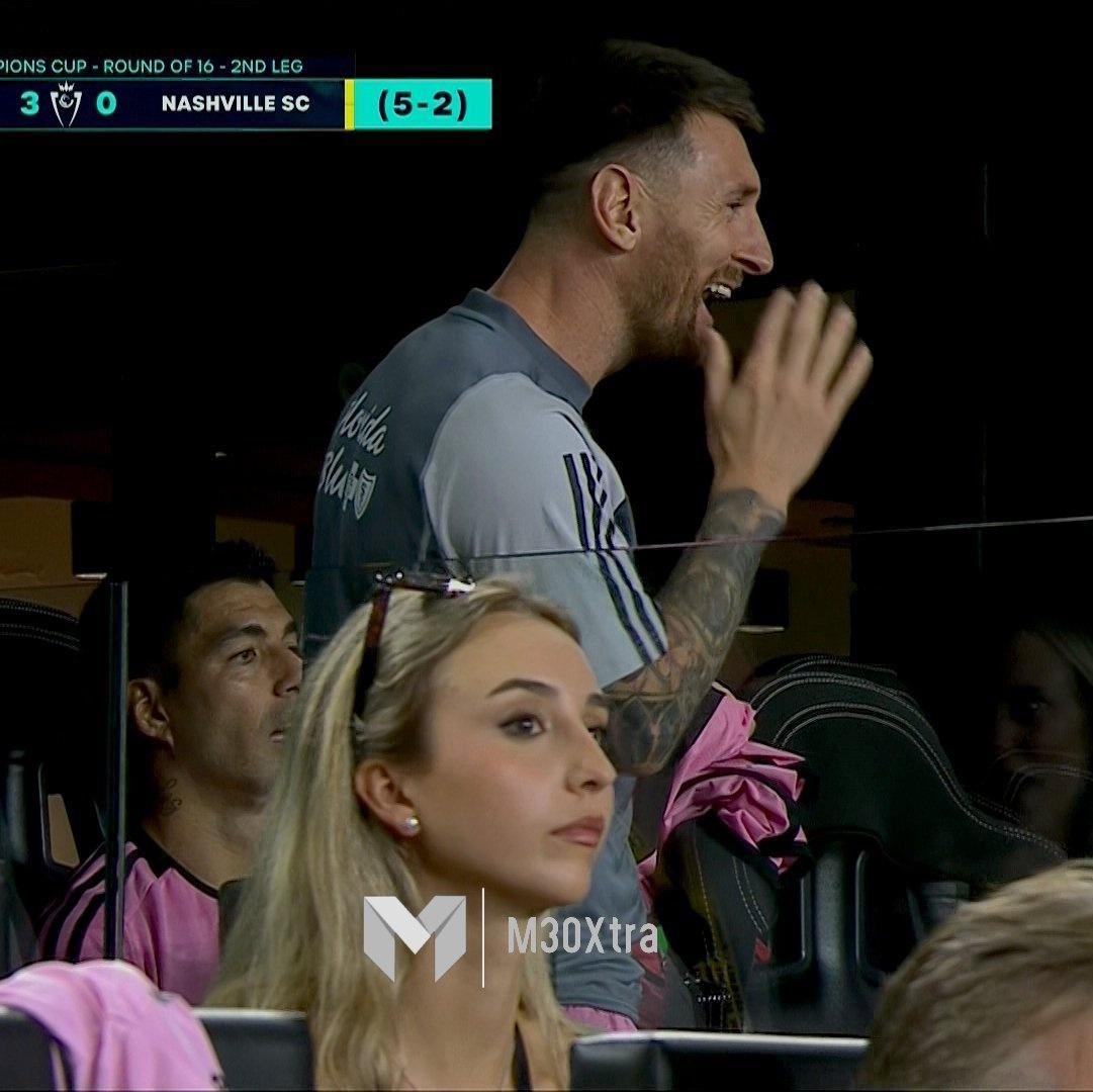 nod_leo's tweet photo. Messi laughing 😂 lol https://t.co/AOn0wP9Om1