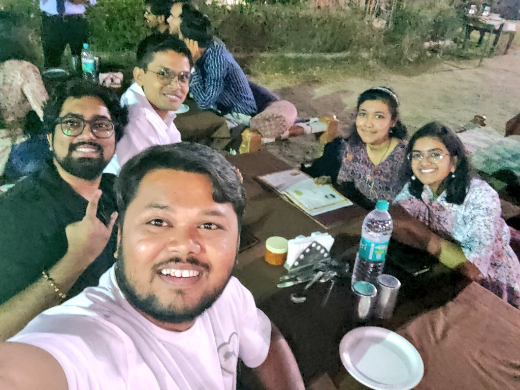 Team #DevFestAhm 💙 @GDGAhmedabad

#SuccessParty 💙