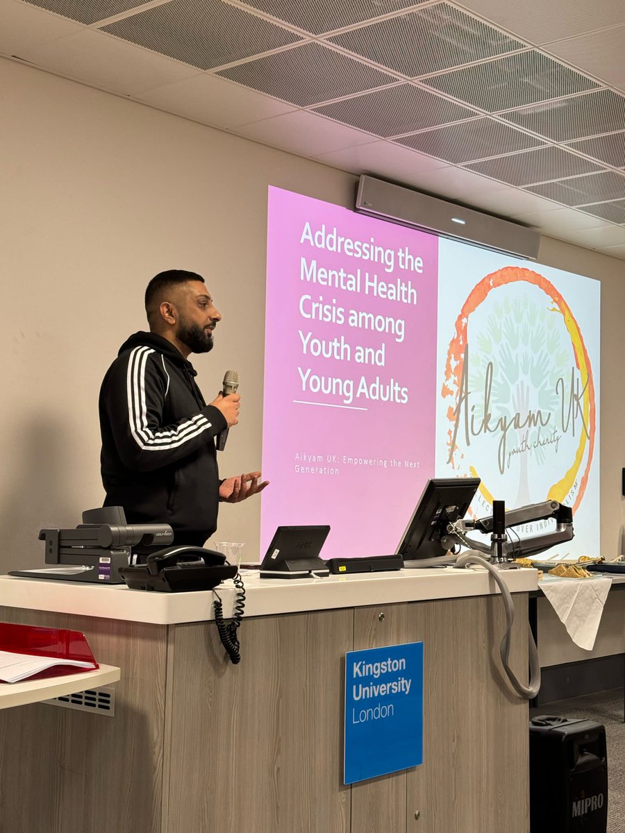 💫 What a fabulous event @KingstonUniLSBS @KingstonUni supporting #UniversityMentalHealthDay ! Thank you Vicky Bourne @MindinKingston , Jo & John @samaritans, Kirit Mistry & Keval Sachdev @SAHealthAction 👏👏👏 for sharing conversations on #MentalHealthAwareness 🌼