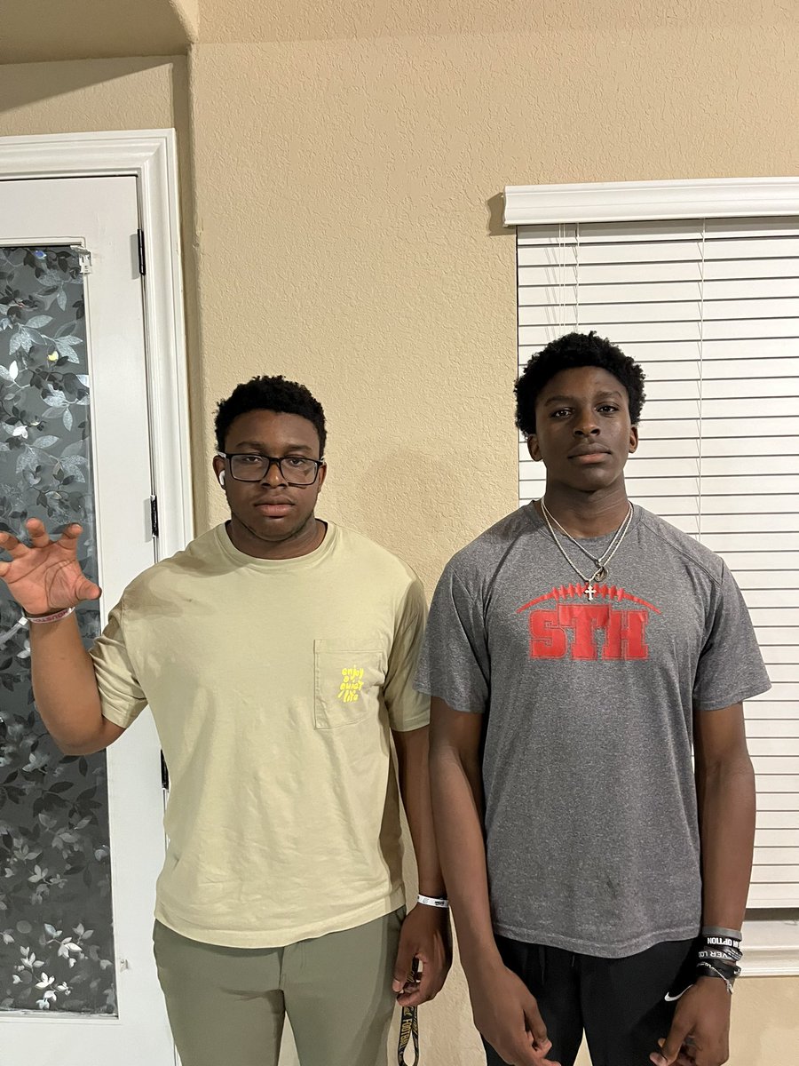6’4 WR vs 6’2 DL. (I am the left, lil bro is the right)
<a href="/STHFootball/">St. Thomas Football</a> 
<a href="/MikeRoach247/">Mike Roach</a> 
<a href="/GPowersScout/">Greg Powers 🏟️</a> 
<a href="/BenjaminGolan/">Ben Golan</a> 
<a href="/THEPLATFORMDR/">THE PLATFORM</a>