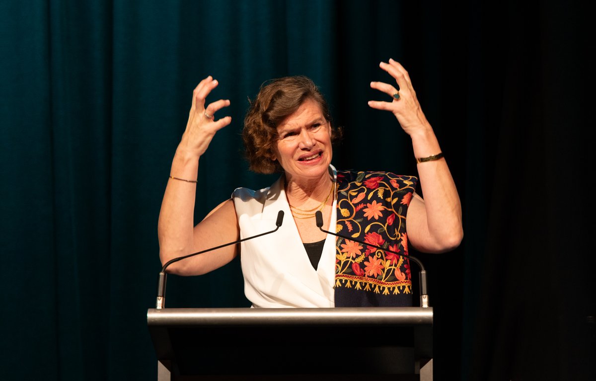 It was great to meet and hear from @MazzucatoM last night. @CentrePolicyDev has enjoyed being part of the team to bring her to Australia again. Her vision of an ambitious government that works across siloes to achieve missions is so important. @Innov_Aus