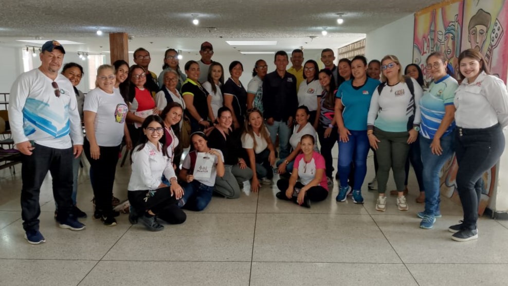 notieducatetru's tweet photo. #13Mar|| De la mano con INATUR, las Brigadas de Patrimonio y Cultura recibieron formación en la ciudad de Valera.

#RumboAlFuturo #TrujilloVanguardiaEducativa #MPPEducacion #MPPE

@nicolasmaduro @_laavanzadora @mppeducacion @aliernesto32 @gerardo4fpsuv @gobtrujillo https://t.co/pn9mnolmdr