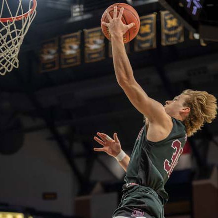 Congratulations to our #Basketball #Spartans on advancing to the @MSHSAAOrg #ShowMeShowdown #State Championship on Thursday at 6pm at @Mizzou All the info you need for the game can be found at desmet.org/about/safe-env… #LetsGo #RaiseTheBar @DeSmet_ADBarker pics by Will Poelker