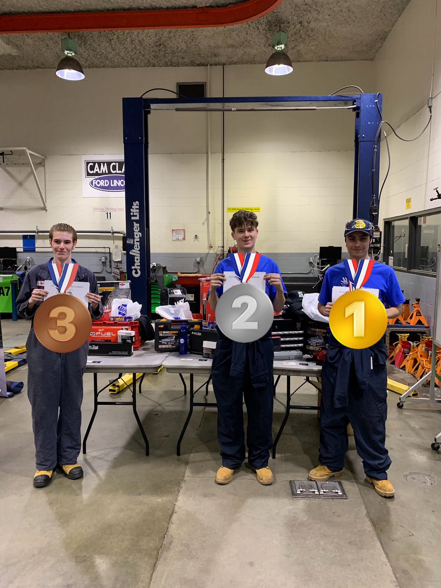 Congratulations to these @VSB39 students from the Auto Service Tech program who’ve earned a medal at the Regional @SkillsBC competition. 🥇 Jack, Vancouver Alternate Sec 🥈 Srdan, Eric Hamber Sec 🥉 Finn, Kitsilano Sec Huge thanks to @VccAutoServtech for hosting.