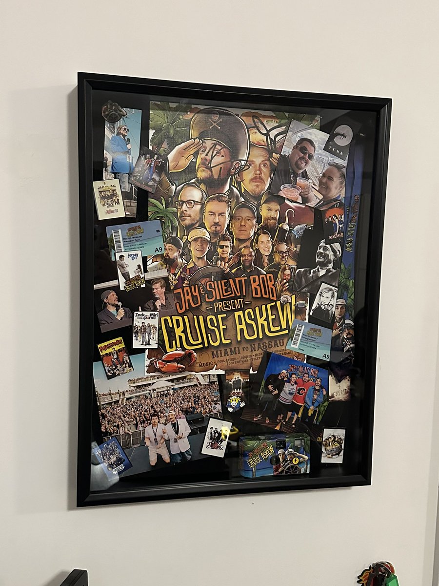 Robert 🛸🇨🇦 tweet media