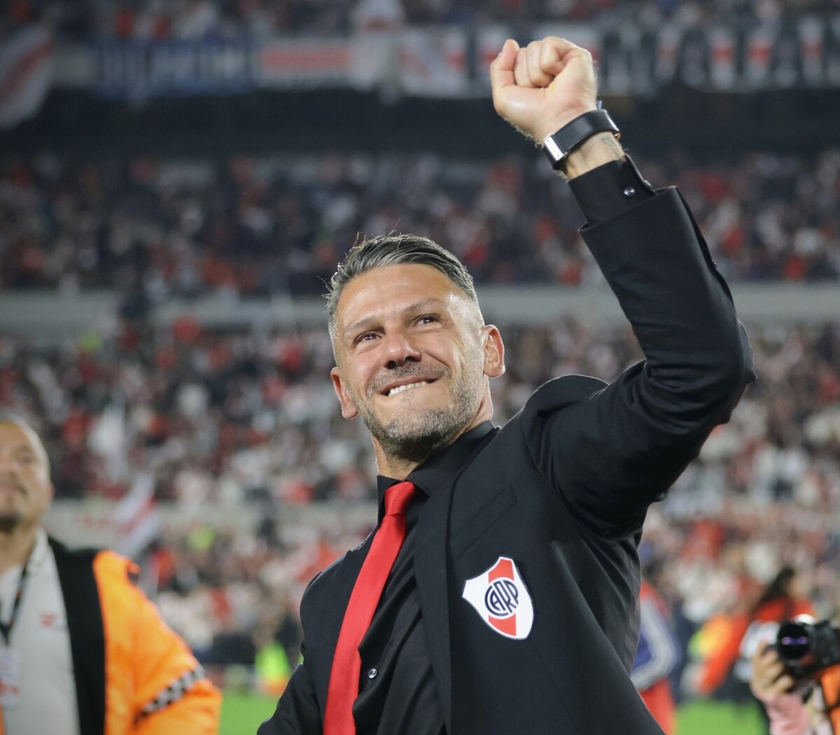 nicobigel's tweet photo. A todos los anti Demichelis la tienen bien adentro 
Aguante River carajo 
En menos de 1 año y medio 3 títulos y no perdió ningún clásico #demichelis #rivercampeon #River https://t.co/LmGCMDLYr0