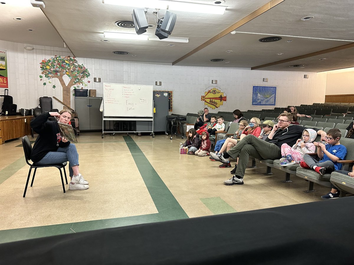 Spring read-aloud at Irving along <a href="/MsSusanMura/">Ms. Susan Mura</a> and Ms Planek <a href="/OakPark97/">Oak Park District 97</a>