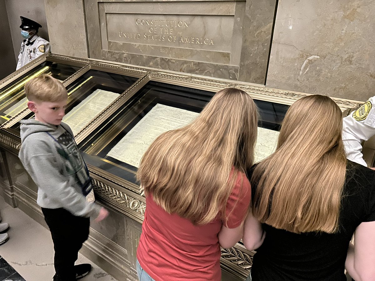 A trip to @USNatArchives during #CivicLearningWeek ?! Yesssss. Did you know you can now take pics in the rotunda?!