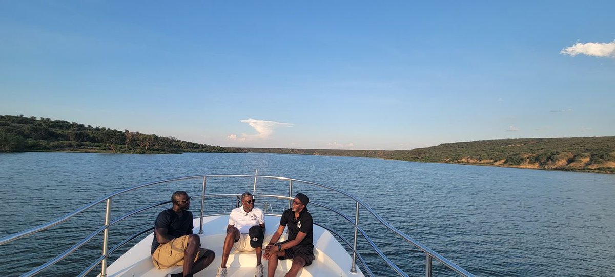 iDEASUG's tweet image. An amazing wrap up yesterday on the MV Kazinga Sunset cruise courtesy of #GreatLakesSafaris #UgTukoWapi 
@UgTukoWapi
@comrade_otoa
@wekesa_amos
@wonder__jr
@cotildacomedy
@arnoldhumphrey0
@cyrusbugaba
@r_ognvaldr
@movingadsuganda
@tungi256
@iammaxnoir 
@SafariUbuntu