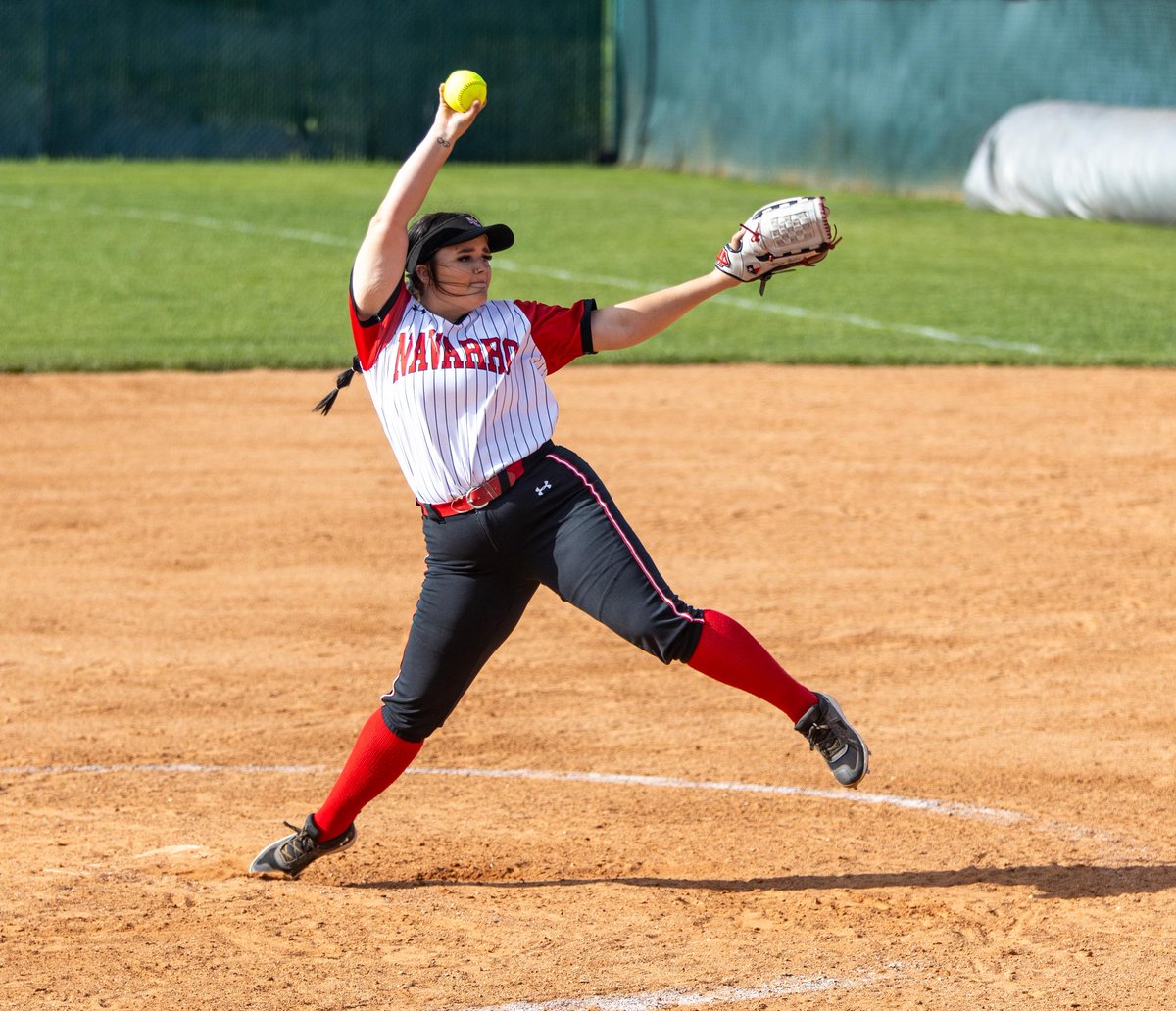 Didn't get the dub today,  but it was fun watching these ladies perform!  This is just a few of the photos from today.  #NavarroSoftball #GoLadyDawgs #ItsAGreatDayToBeABulldog <a href="/NavarroSports/">NavarroSports</a> <a href="/NCDAWGSSoftball/">NC Softball</a>