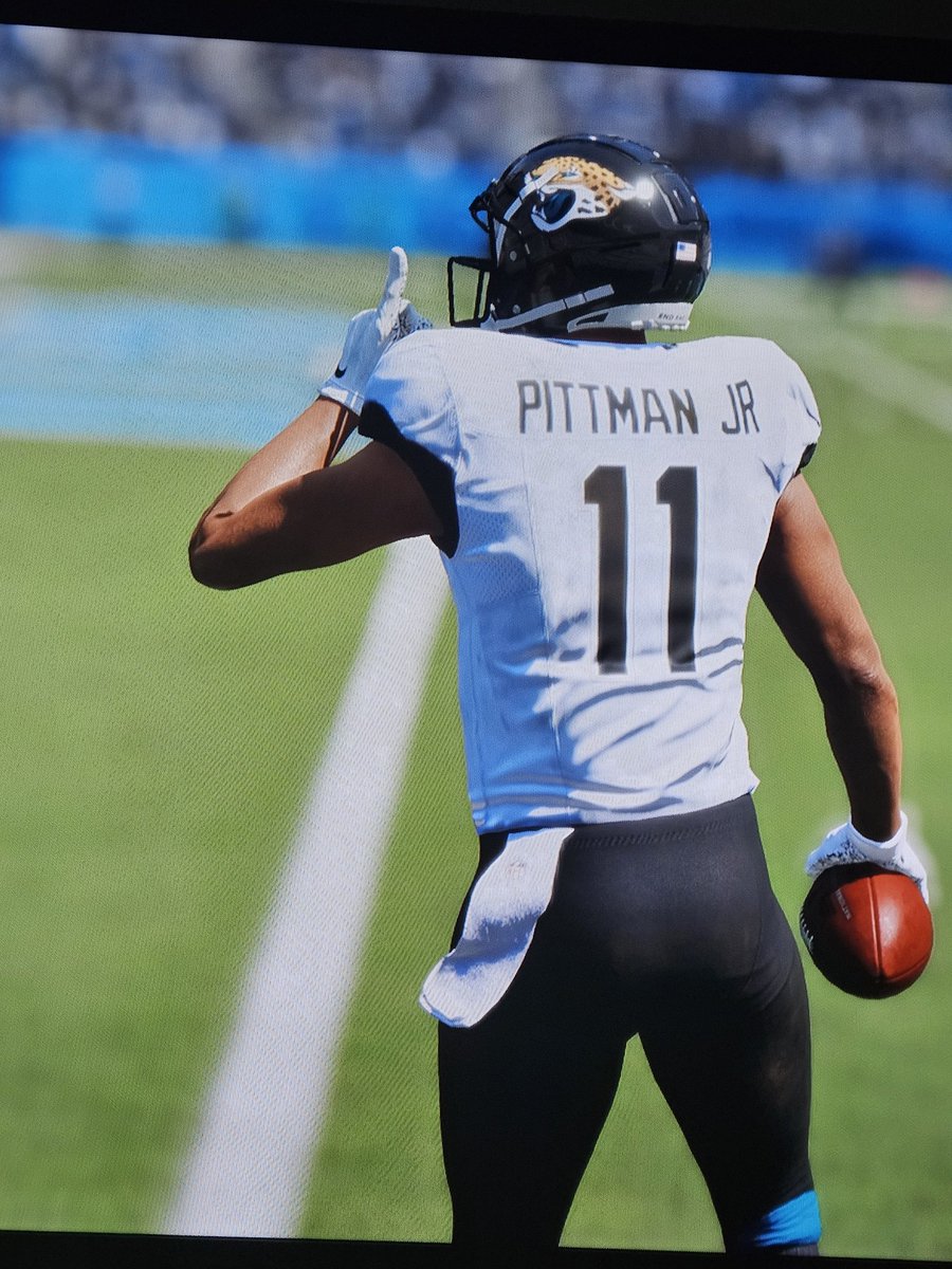 jaguars_mof's tweet photo. Jacksonville AP - The Jags kick Season 76 off with a thrilling division 31-29 win in Tennessee that saw 2 lead changes with less than 40 seconds left in the game! WR Michael Pittman got off for 147yds and the defense made great  plays. 1 down. #DUUUVAL @MOFLeagues #MOFS76WK1 https://t.co/z92SDLbgQI