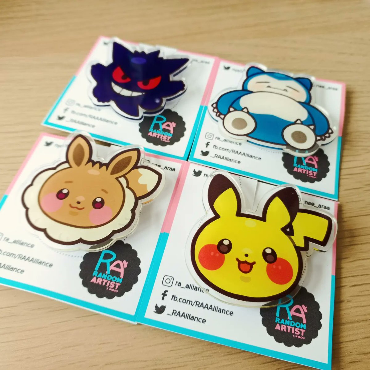 _RAAlliance's tweet photo. New Pokemon Popsockets ✨

Available soon on our partner stores 💖 
Get them now on our upcoming cons:

📅 March 23-24 2024
Coscarnie - Table FJ03 - SMX
Komiket - Table 121 - Megamall

See y'all there 🙌

#pokemon #snorlax #pikachu #eevee #gengar #RAproducts #chibi #popsocket https://t.co/ATybxueCKO