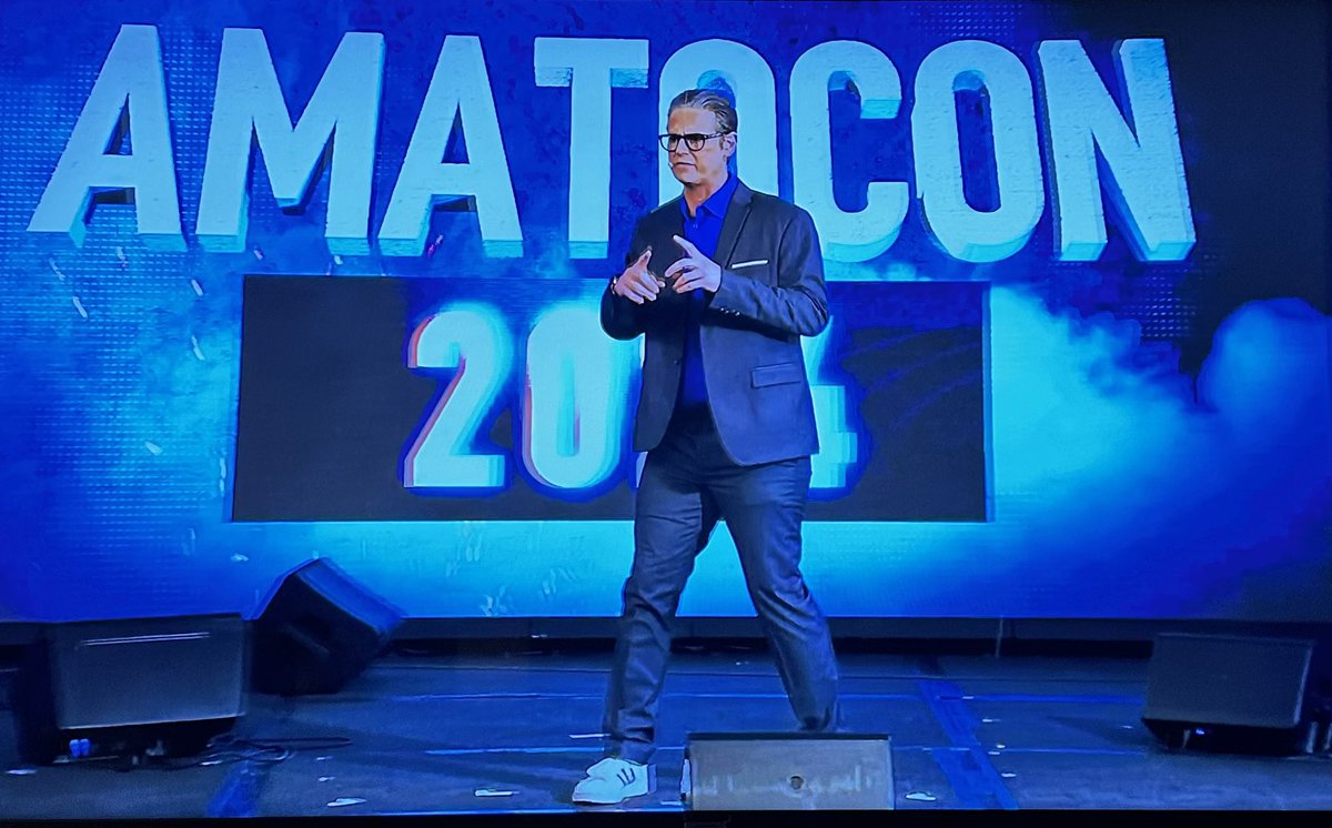 KingyEngy's tweet photo. I didn’t get to watch live but I’m learning so much about business other than when Greg talks! #Amatocon #Timhead https://t.co/sHFKH71g9W