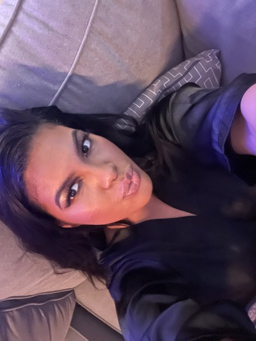 Online right now  https://t.co/mTzvhpKLN4 https://t.co/VqvyrvAqZp<a href="/tag/mvsales"class="tags"><span>#mvsales</span></a>