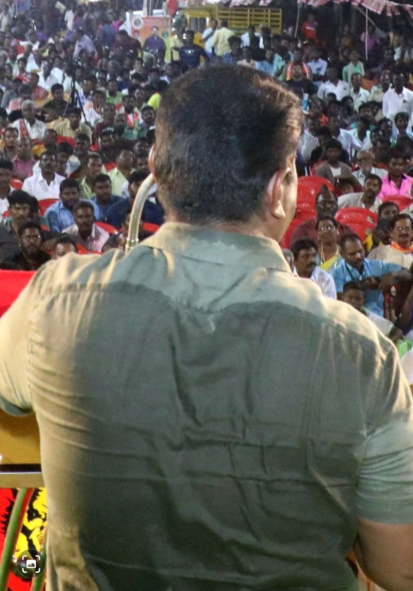 தம்பி,
கொஞ்சம் இருங்கள்.

சின்ன சறுக்கல்.
இதுவே நேரம் என்று
முதுகில் குத்த முனையாதே.

நிமிர்ந்து எழுவேன்,
நிற்பேன்.

வா,
வந்து மார்பில் குத்து.
வீரனாயிரு.

ஒரு போதும்
சகுனியாய் இருக்காதே.

எதிரில் நிற்பவன்
எனக்கு மட்டும் எதிரியல்ல.

உனக்கும்
நம் இனத்திற்குமே..