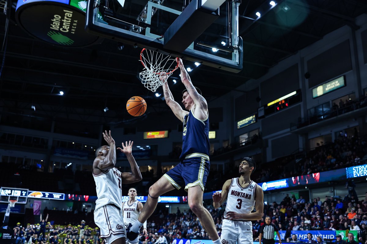 John Olmsted just really loves dunking on national television 👊

<a href="/johnolmsted_/">John Olmsted</a>