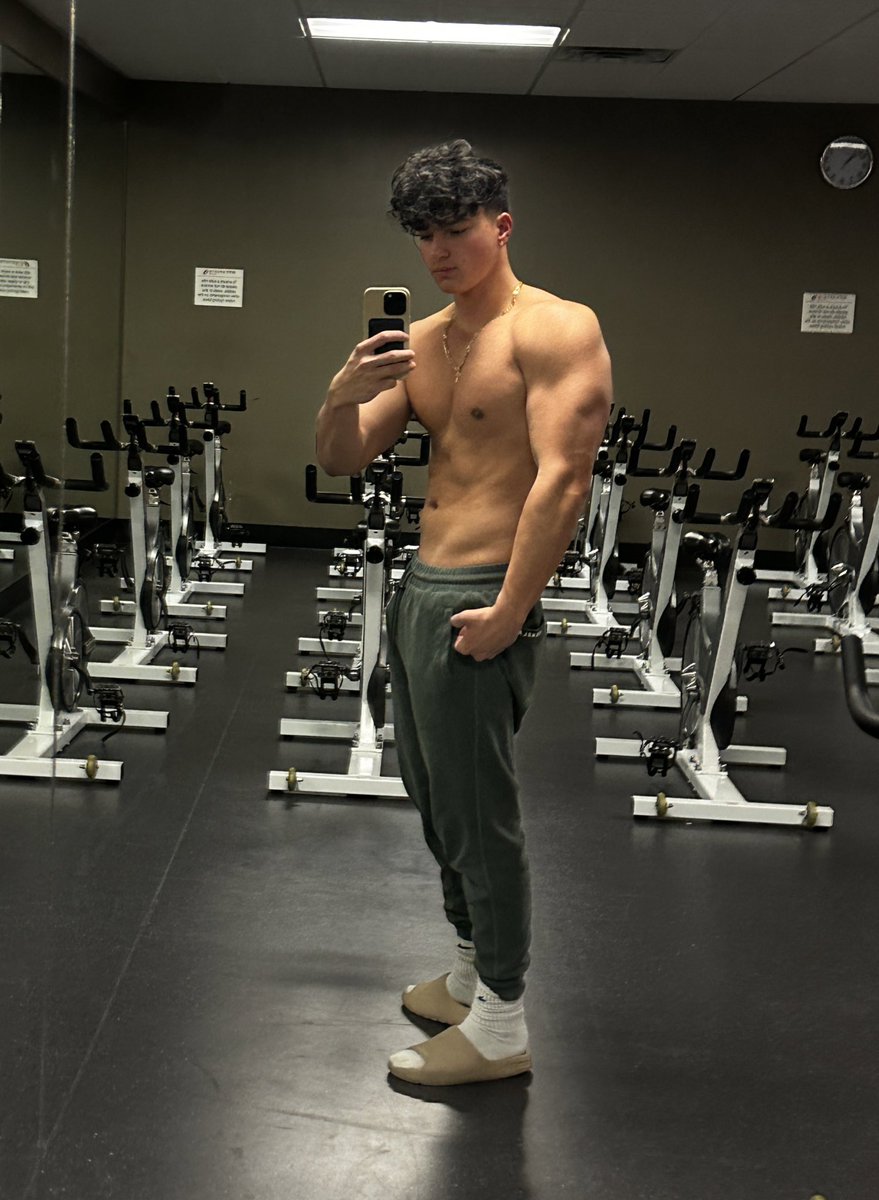 jake benedict (fakeify) tweet media