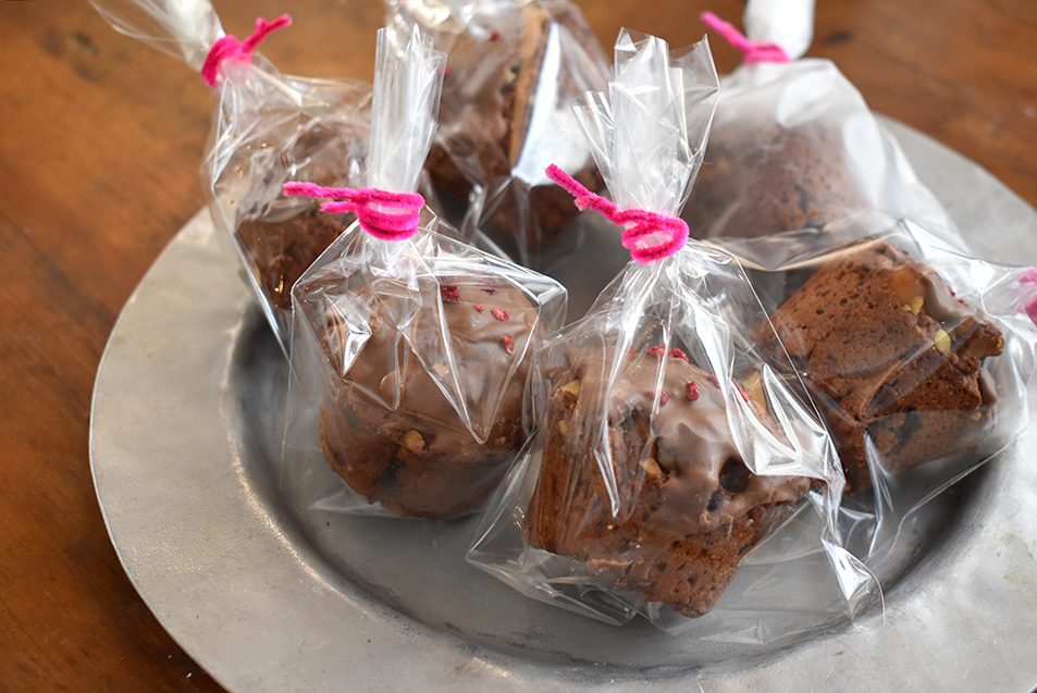 川地あや香 ／カワチ製菓 (@kawachiayaka) / Posts / X