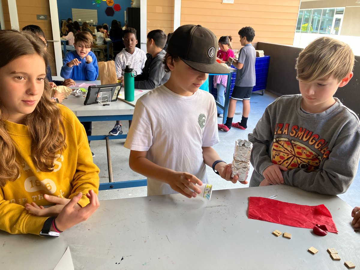 39xDesign! festival of Learning LAUNCH DAY for the 4th/5th grade team! Learners spent the day experiencing four themes: Perspective, Courage, Futures, &amp; Sustainable. Teams bonded over team dance moves, handshakes, &amp; battlecries! You could feel the JOY in learning <a href="/design39campus/">Design39Campus</a>.