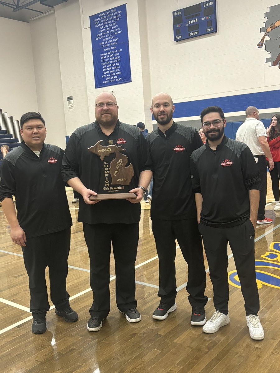 Your Vicksburg Bulldogs are REGIONAL CHAMPIONS!!!!