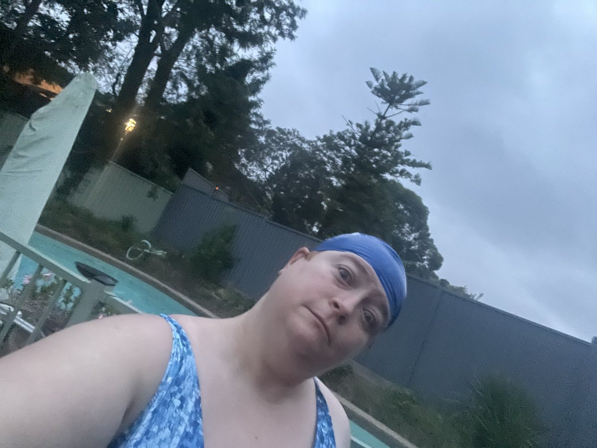 SomeTOL's tweet photo. I'm challenging myself to swim to save lives this March. Please donate to my fundraising page and help young people across Australia. @LapsForLife_Aus #LapsForLife https://t.co/lCVjYlyq7r https://t.co/29070Dao6k