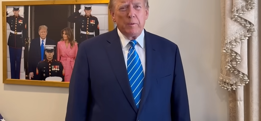 toyo1126Q17's tweet photo. 来たー‼️トランプ大統領がついにYouTubeに復帰しました‼️
YouTubeがお掃除されたようですね👏👏👏🎉🎊

ドナルド・J・トランプ大統領からのメッセージ
https://t.co/lBDmOBCkPm https://t.co/2gNuuzSrLE