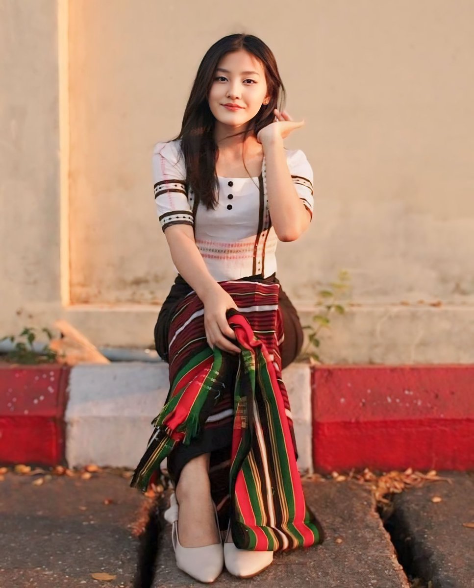 Tedim Chin Traditional Attire #tedim #tedimchin #chinthuam #chindress  #tedimchin #tedimchin_nampuan #tedimchintraditionalattire  #tedimchintraditionaldress #chin #kuki #mizo #zomi #zo #zohnahthlak #chikim  #beingchikim #zolia