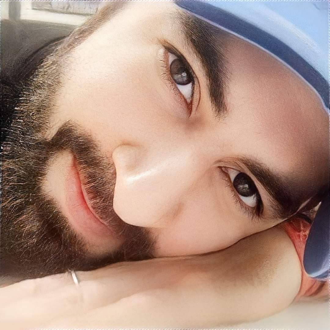 SayanDa51871107's tweet photo. Gumocho dada @jeet30 🫡🥱☹️kothy acho kmn acho ki korcho kono fan Jane na🙏🏻🥹 @GRASSROOTENT @JeetzFilmworks team members rao ki korche,fans ra jara page ar grp chalay tara haaaaa kore bose ache kobe update asbe adou asbe kina seta ojana🫶🏻🤕 https://t.co/0uU1VdM31X