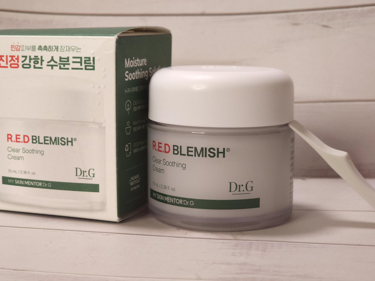 kissing5931's tweet photo. 【#PR】Dr.G R.E.D BLEMISH clear smoothing cream
水分爆弾クリーム?的なやつでこの冬乾燥で弱った肌に適任なクリーム!肌をなめらかに保つのと晩塗って朝洗い落とせばメイクのりがいくらか違う!
#DrG
#REDblemish https://t.co/F2HZkqT2yS